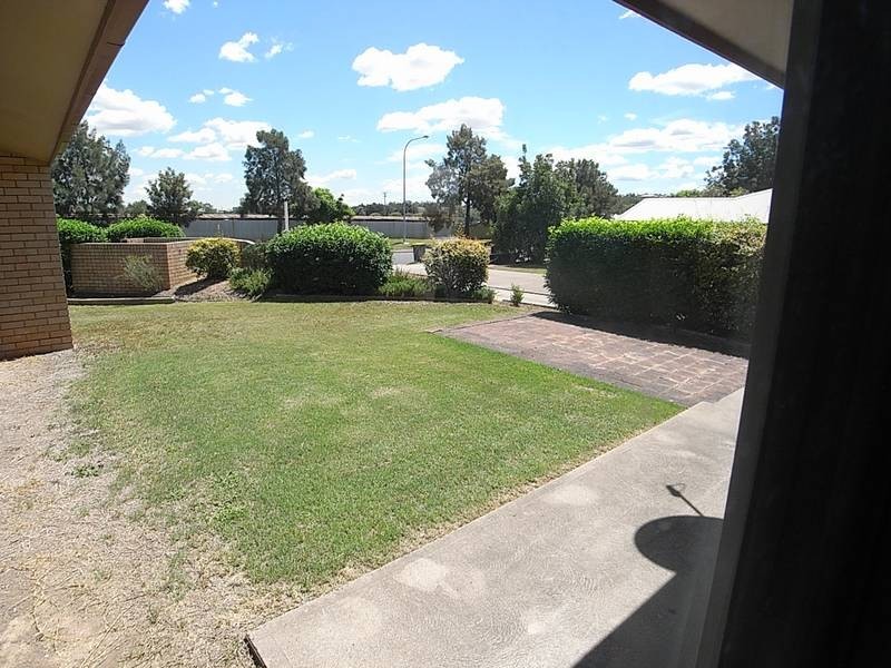 1/37 Rutherford Road, Muswellbrook NSW 2333