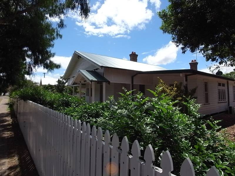 38 Maitland Street, Muswellbrook NSW 2333
