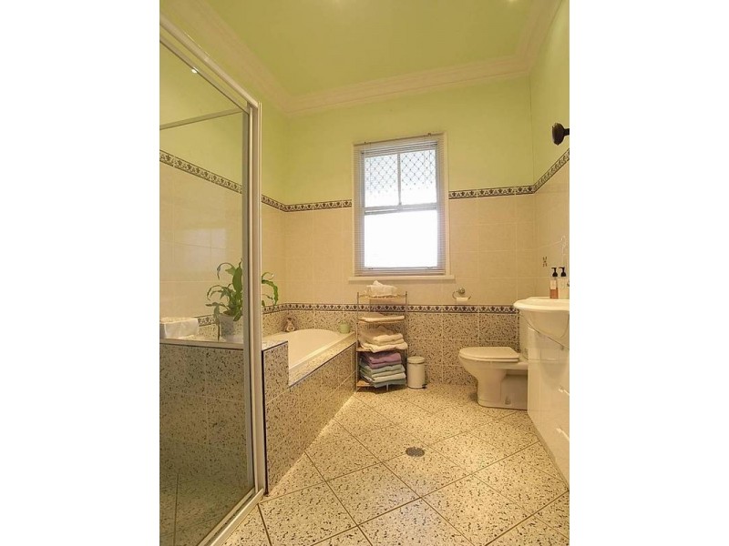 24 Flanders Avenue, Muswellbrook NSW 2333