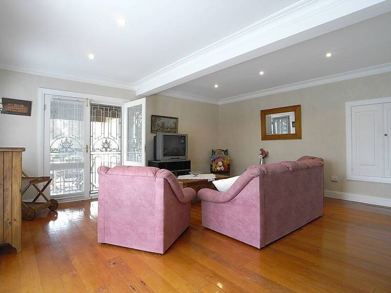 24 Flanders Avenue, Muswellbrook NSW 2333