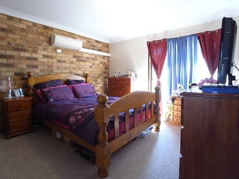 4/12 McClintock Drive, Muswellbrook NSW 2333