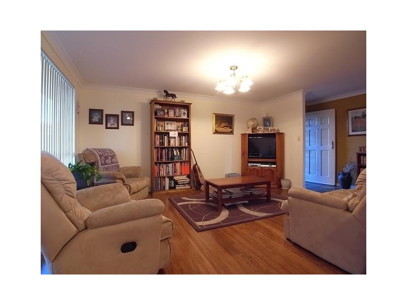 12 Woollybutt Way, Muswellbrook NSW 2333