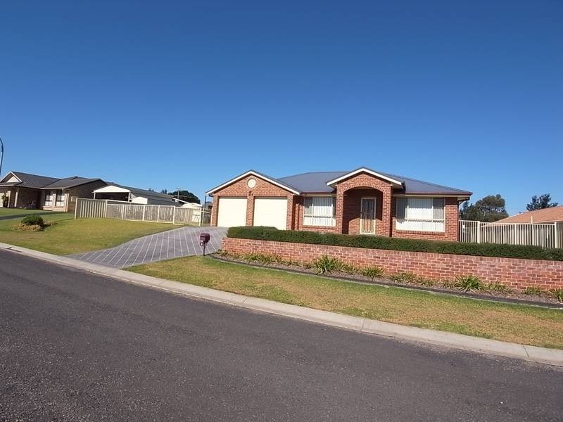 8 Silky Oak Close, Muswellbrook NSW 2333