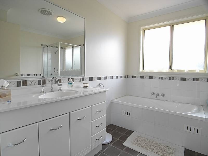 25 Bloodwood Road, Muswellbrook NSW 2333