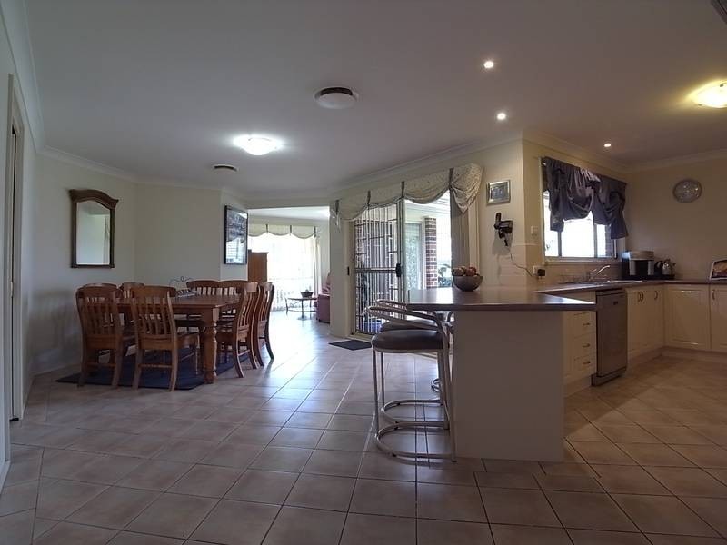 11 Fitzgerald Ave, Muswellbrook NSW 2333