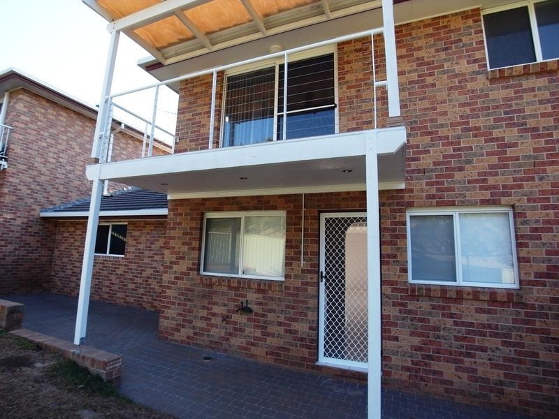 1/2 Oak Place, Muswellbrook NSW 2333