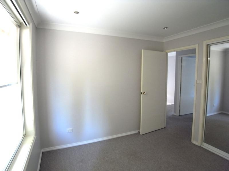 1/2 Oak Place, Muswellbrook NSW 2333