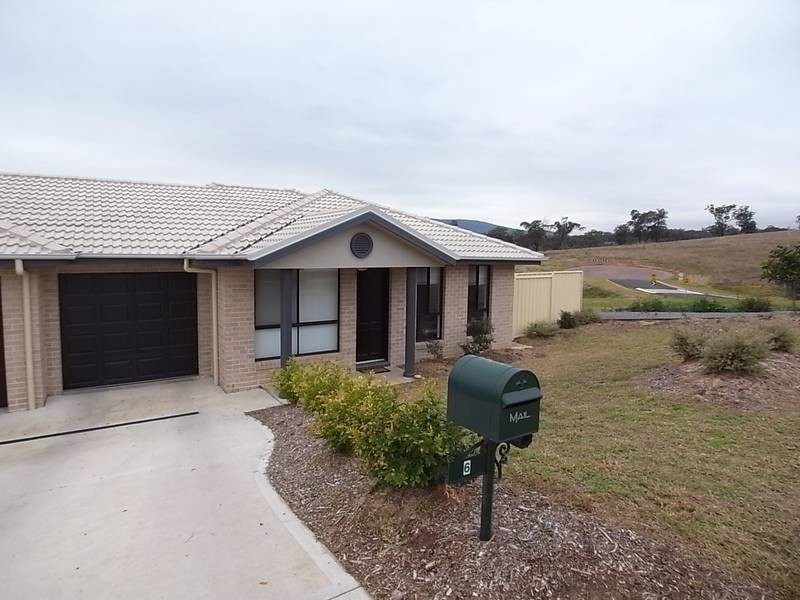 2/6 Northview Circuit, Muswellbrook NSW 2333