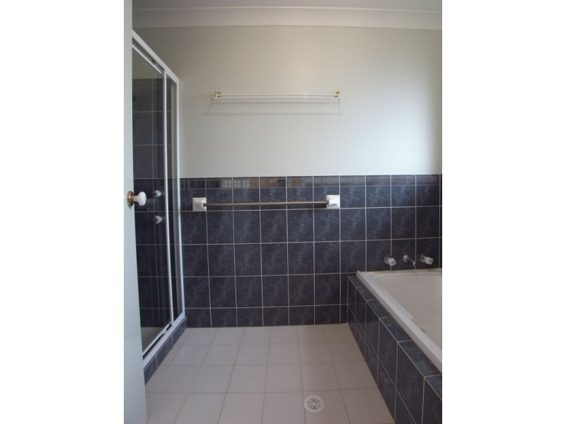 2 Hakea Drive, Muswellbrook NSW 2333