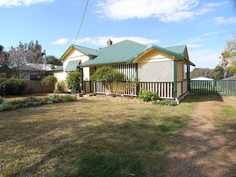 65 Sowerby Street, Muswellbrook NSW 2333