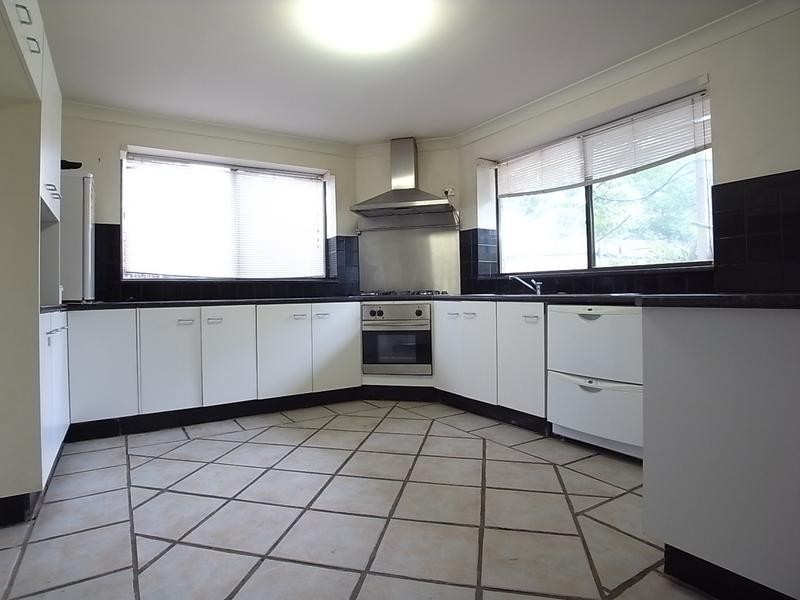 4 Bronte Crescent, Muswellbrook NSW 2333