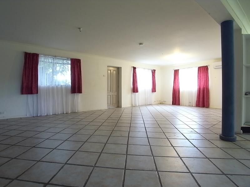 4 Bronte Crescent, Muswellbrook NSW 2333