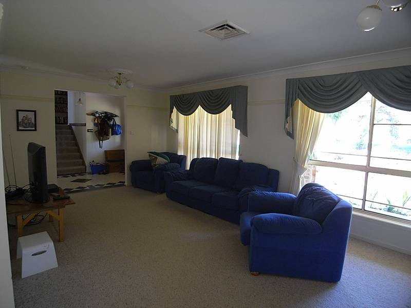 10 Bloodwood Road, Muswellbrook NSW 2333