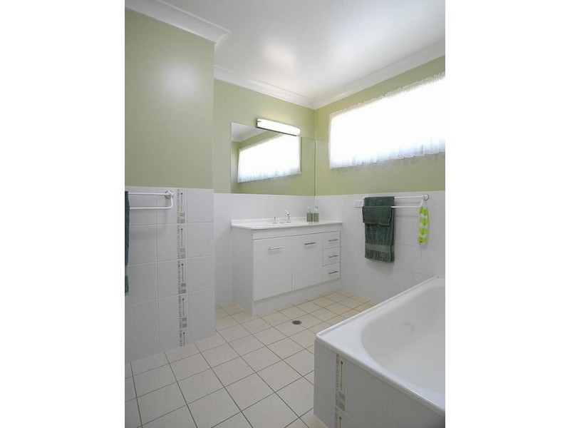 9 MacKenzie Street, Aberdeen NSW 2336