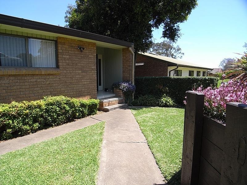9 MacKenzie Street, Aberdeen NSW 2336