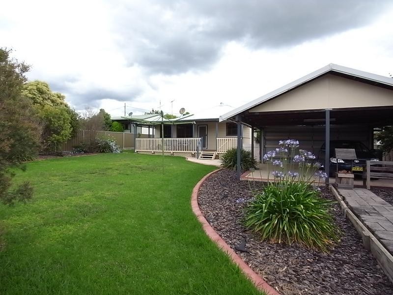 10 Wilson Street, Muswellbrook NSW 2333