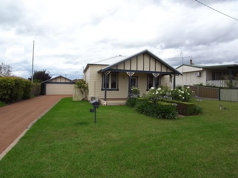 10 Wilson Street, Muswellbrook NSW 2333