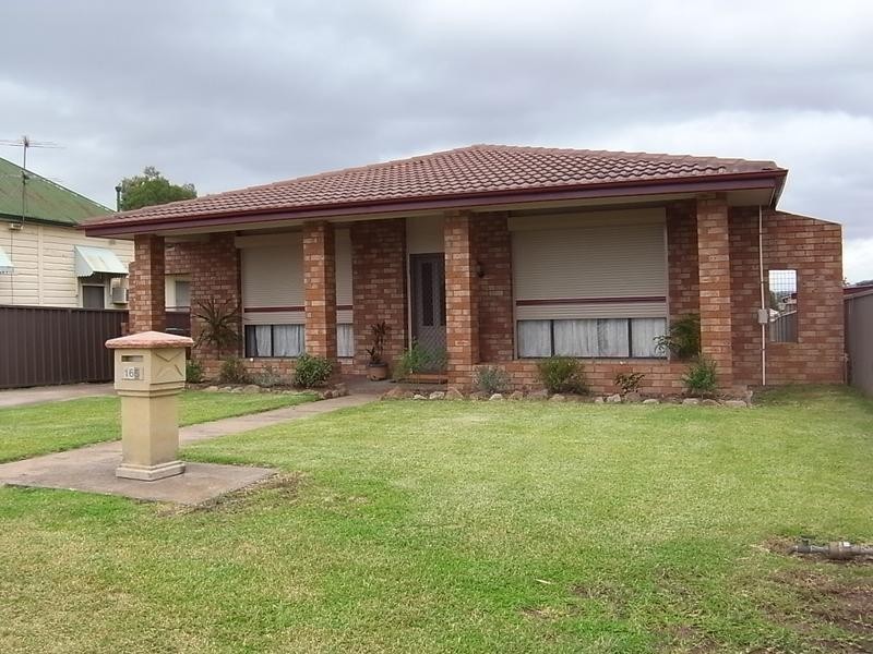 165 Hill Street, Muswellbrook NSW 2333