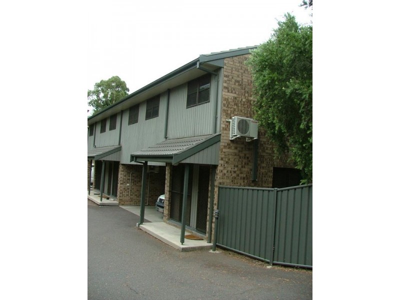 4/116 Brook Street, Muswellbrook NSW 2333