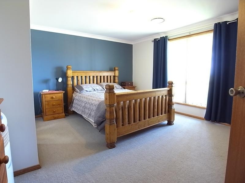 10 Marlock Place, Muswellbrook NSW 2333