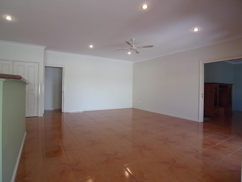 6 St Andrews Place, Muswellbrook NSW 2333