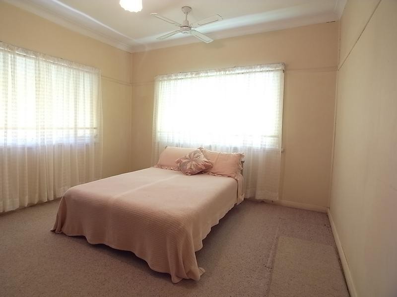13 Roger Street, Muswellbrook NSW 2333