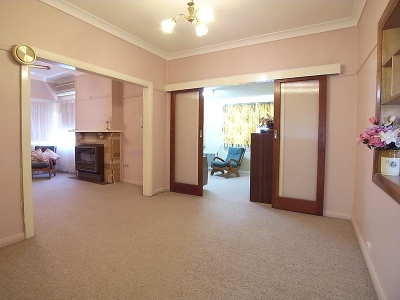 13 Roger Street, Muswellbrook NSW 2333