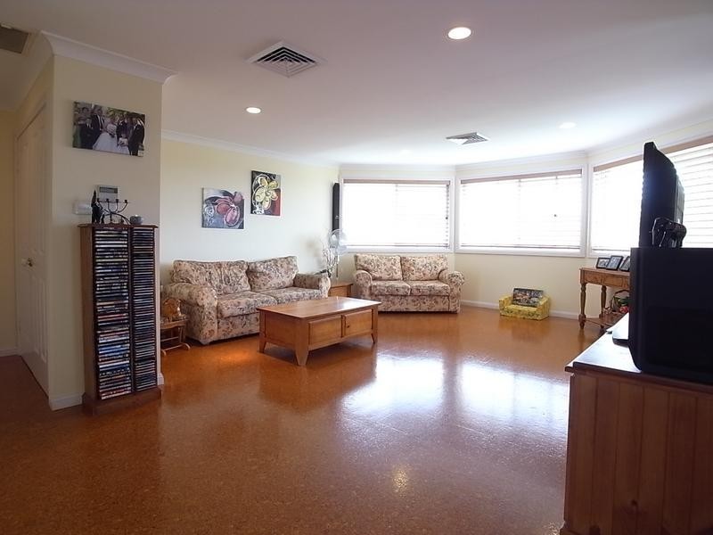7 Almeria Glen, Muswellbrook NSW 2333