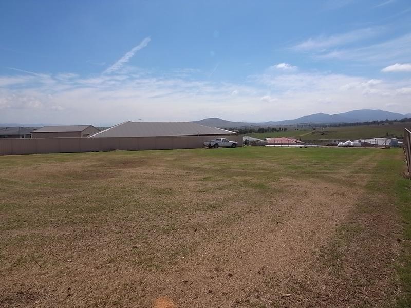 13 Northerly Close, Muswellbrook NSW 2333