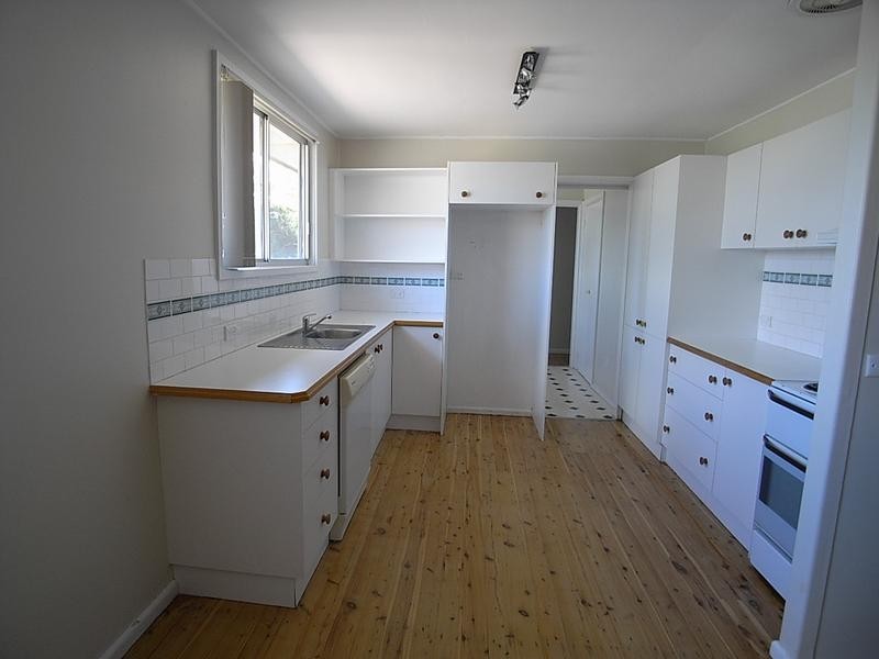 8 Seaward Avenue, Scone NSW 2337