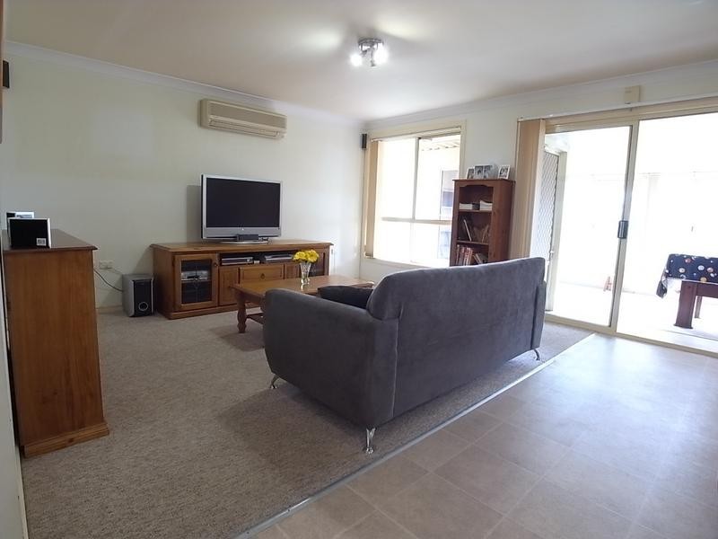 1/6 Hakea Drive, Muswellbrook NSW 2333