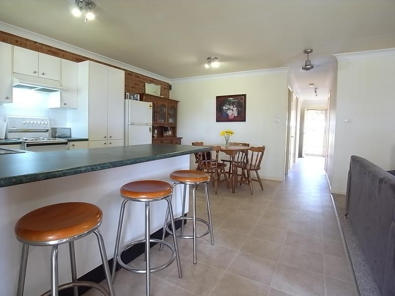 1/6 Hakea Drive, Muswellbrook NSW 2333