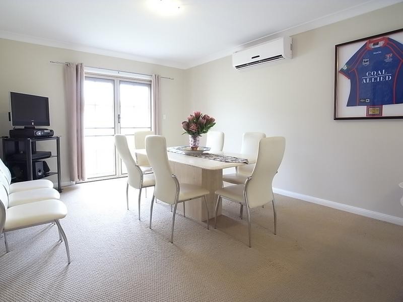 1/4 Silky Oak Close, Muswellbrook NSW 2333