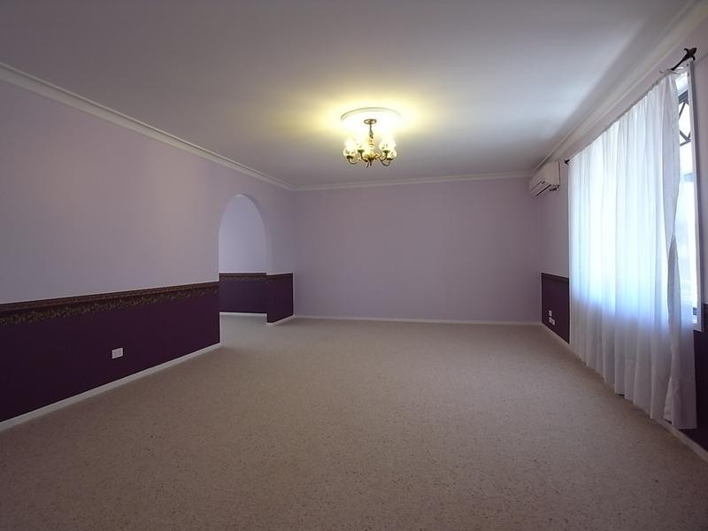 11 Peppermint Road, Muswellbrook NSW 2333