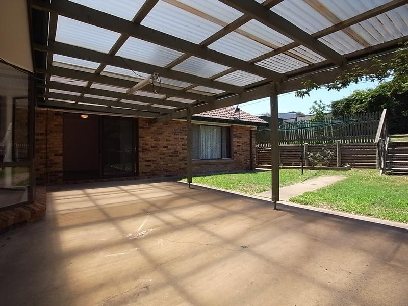 11 Peppermint Road, Muswellbrook NSW 2333