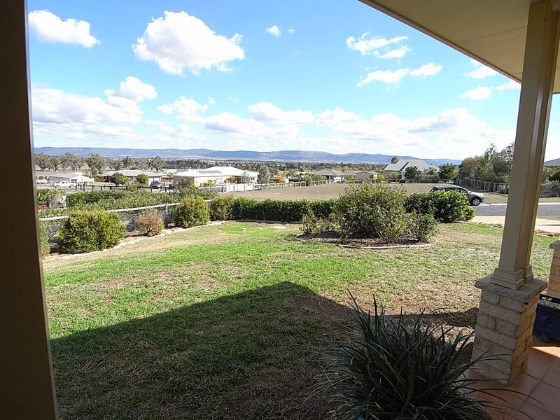 12 Halstead Close, Scone NSW 2337