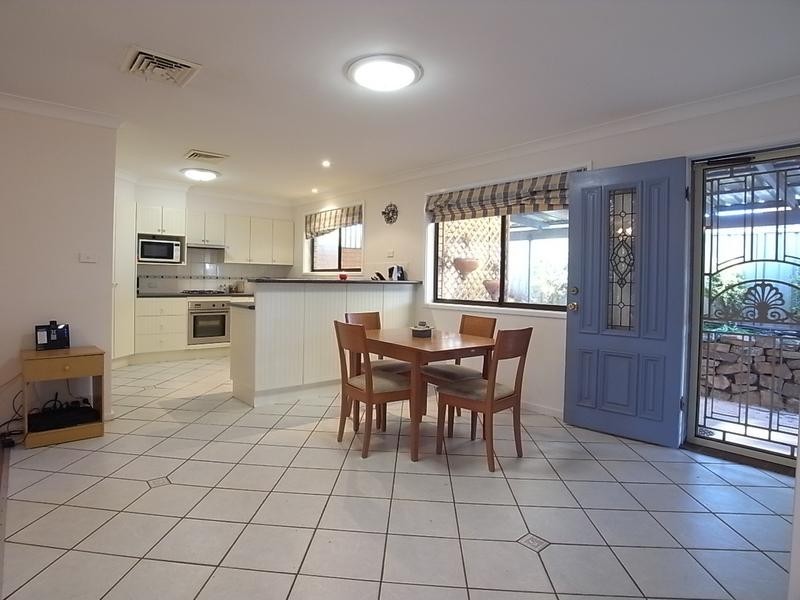 6 Pinot Street, Muswellbrook NSW 2333