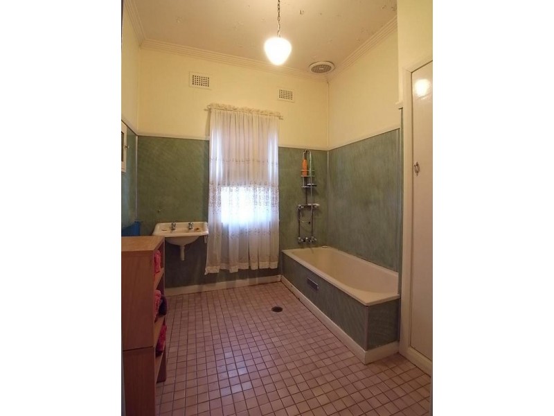 22 Roger Street, Muswellbrook NSW 2333