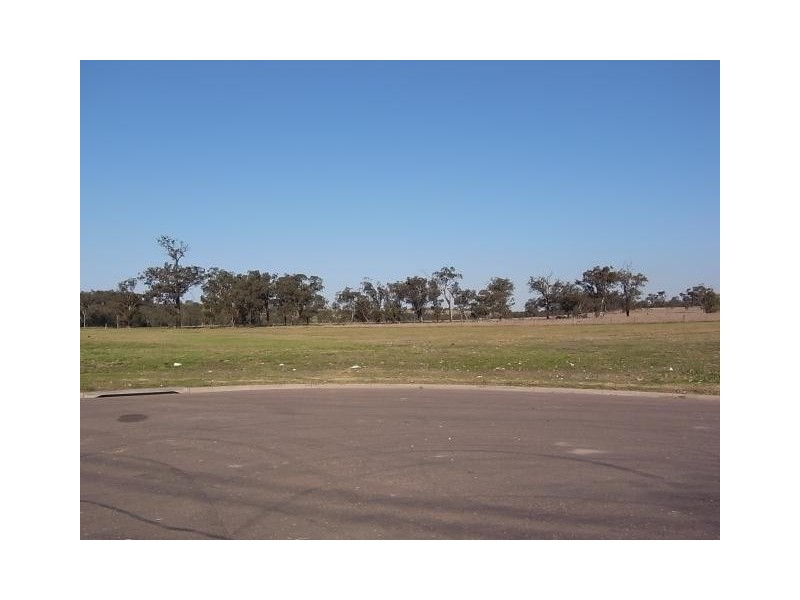1,5-18 Glen Munro Road, Muswellbrook NSW 2333