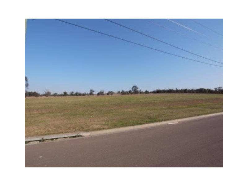 1,5-18 Glen Munro Road, Muswellbrook NSW 2333