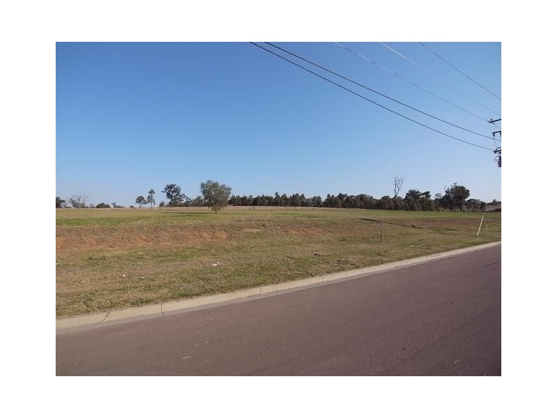 1,5-18 Glen Munro Road, Muswellbrook NSW 2333