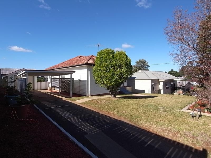 53 Brecht Street, Muswellbrook NSW 2333