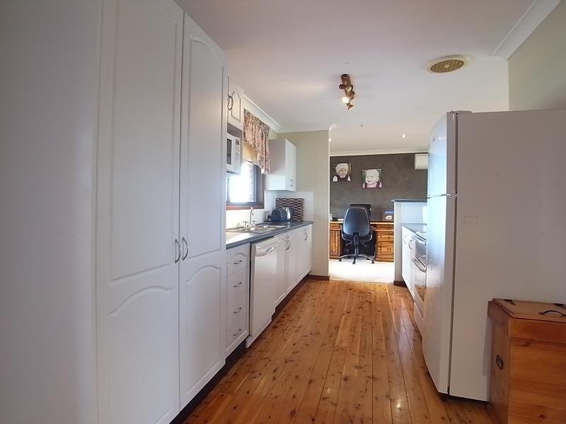 5 Sauterne Close, Muswellbrook NSW 2333