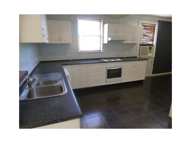 16 Manning Street, Muswellbrook NSW 2333