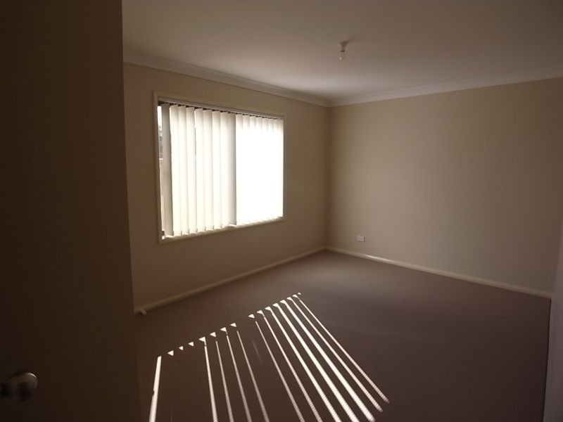 2/6 Foley Lane, Muswellbrook NSW 2333