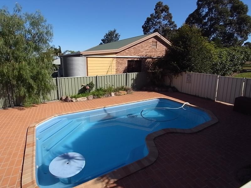 33 Cabernet Street, Muswellbrook NSW 2333