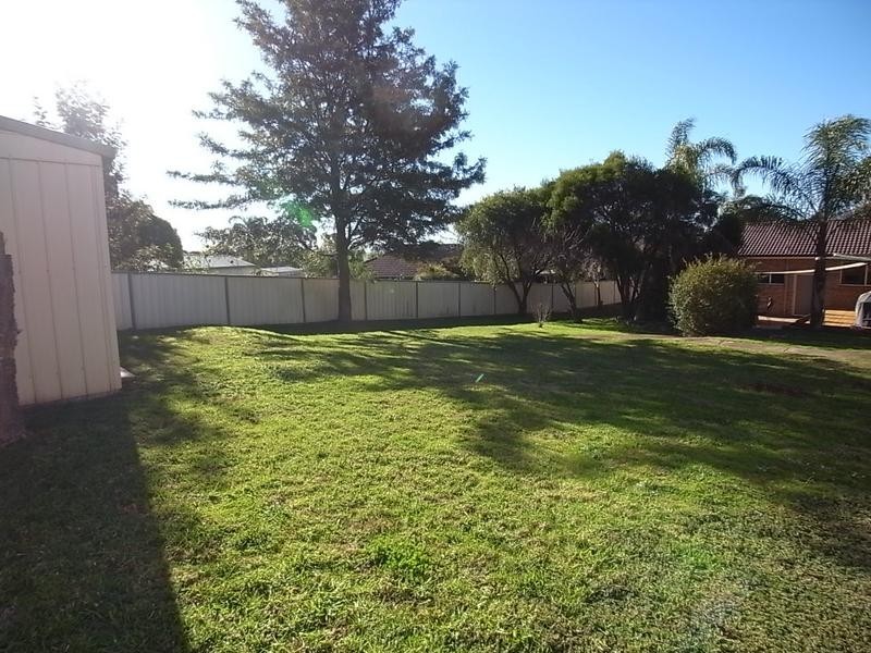 33 Cousins Street, Muswellbrook NSW 2333