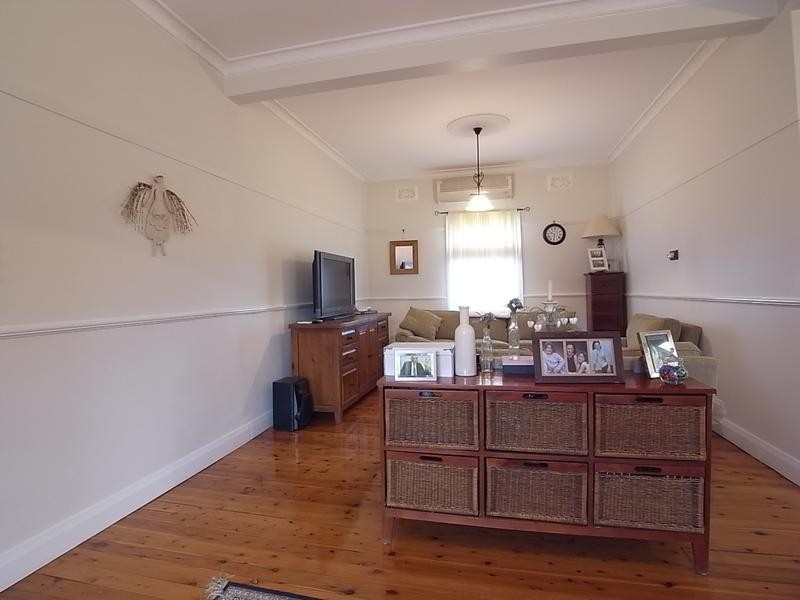 27 Clendinning Street, Muswellbrook NSW 2333