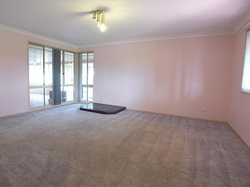 49 Woollybutt Way, Muswellbrook NSW 2333