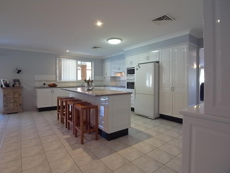 4 St Andrews Place, Muswellbrook NSW 2333